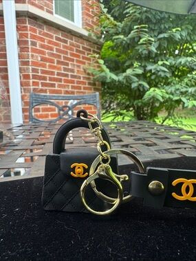 Bag charm black vegan  Leather Key Holder  bag charm with Gold-Tone  Chain